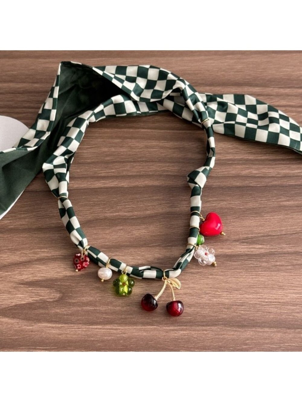 Fruit necklace Q150 - Picture 2 of 4